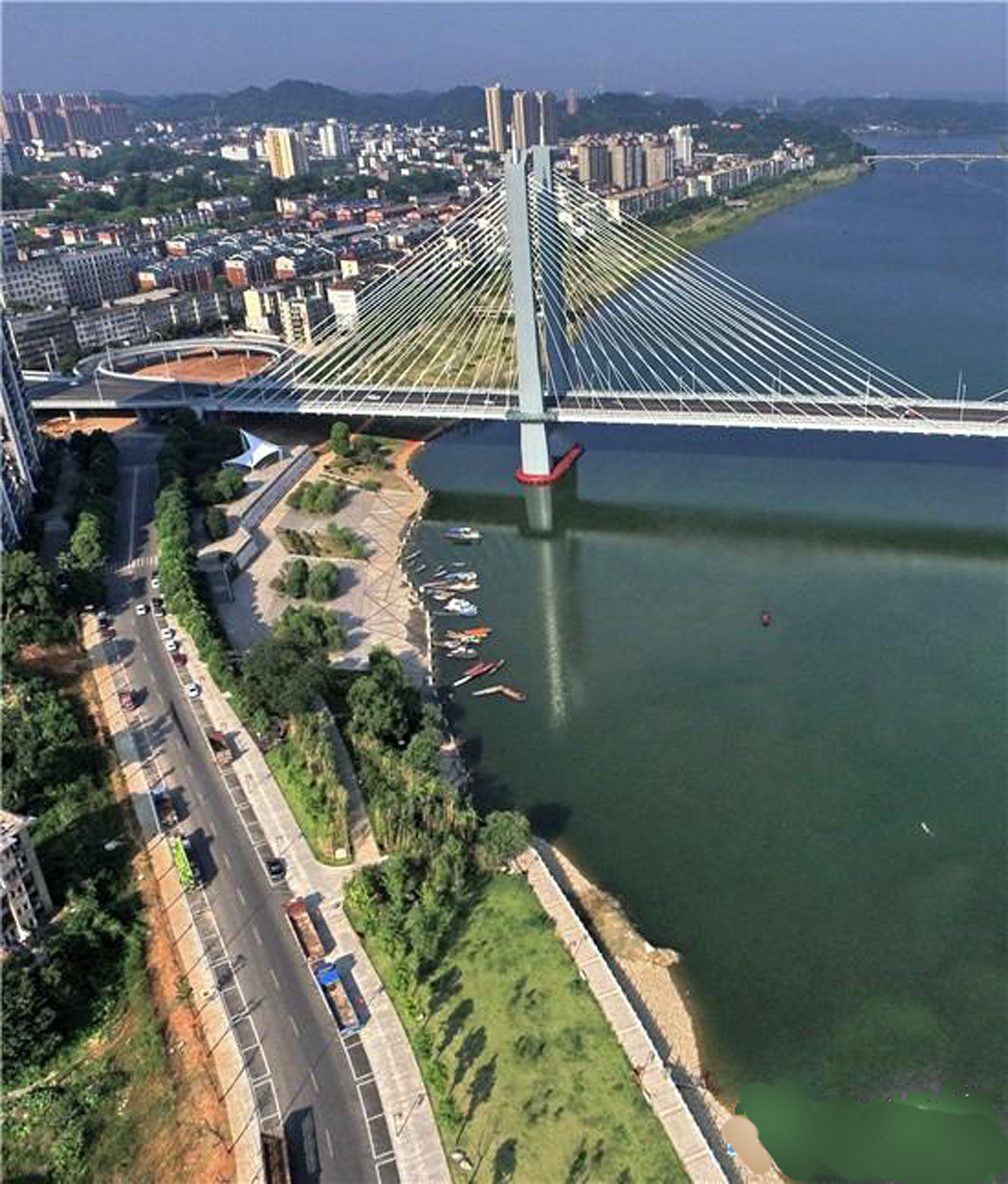 益陽市(shì)資江風(fēng)貌帶及城市(shì)西(xī)環線建設綜合工程